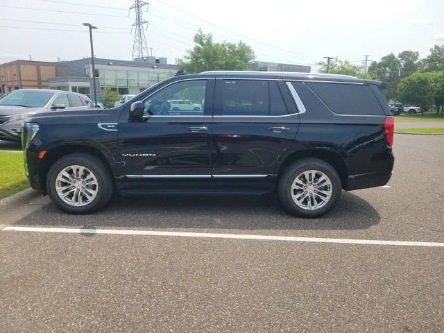 Used 2024 GMC Yukon SLT with VIN 1GKS2BKD7RR233336 for sale in Eden Prairie, Minnesota