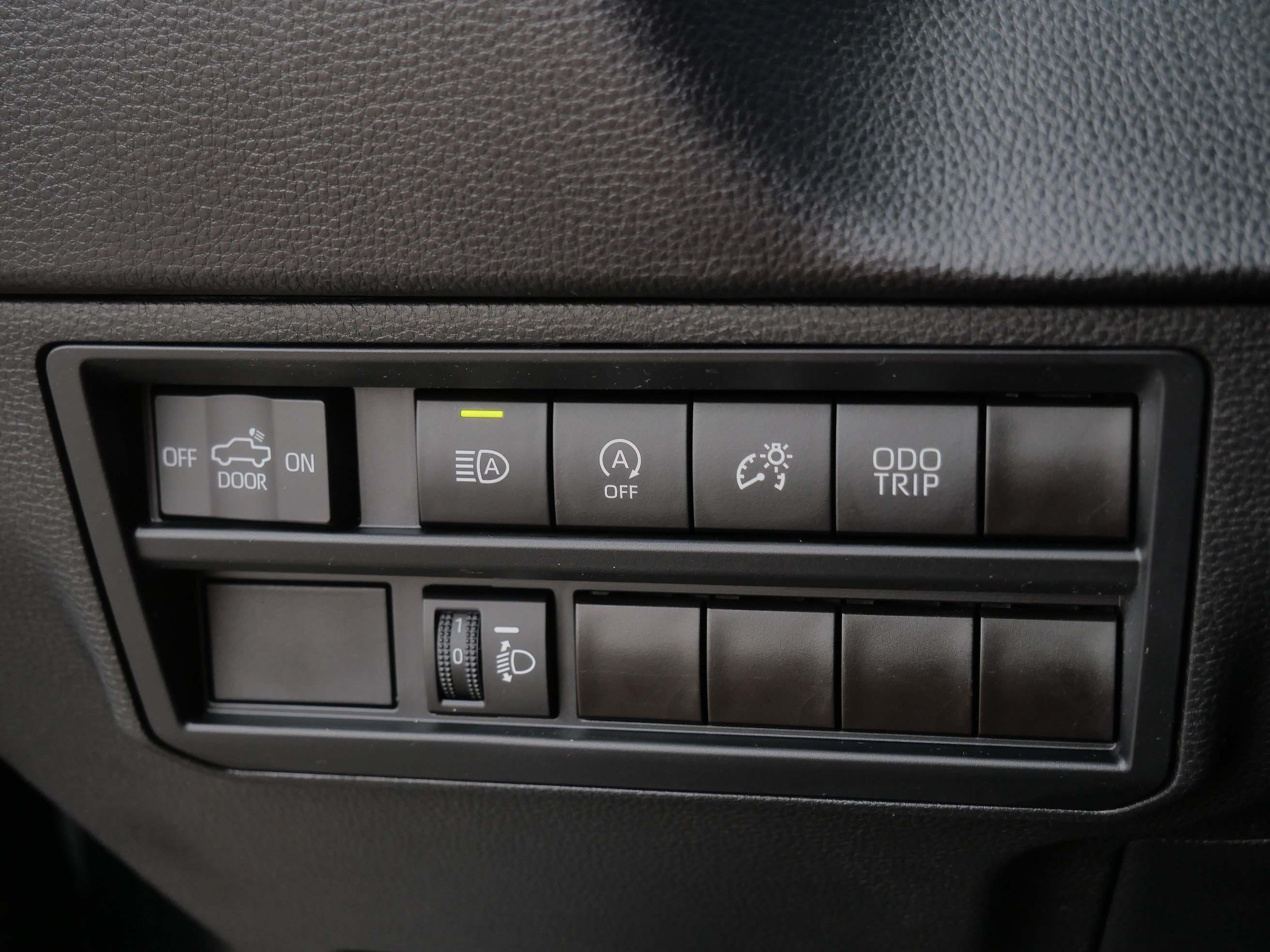 Used 2023 Midnight Black Metallic Toyota SR5 image 26