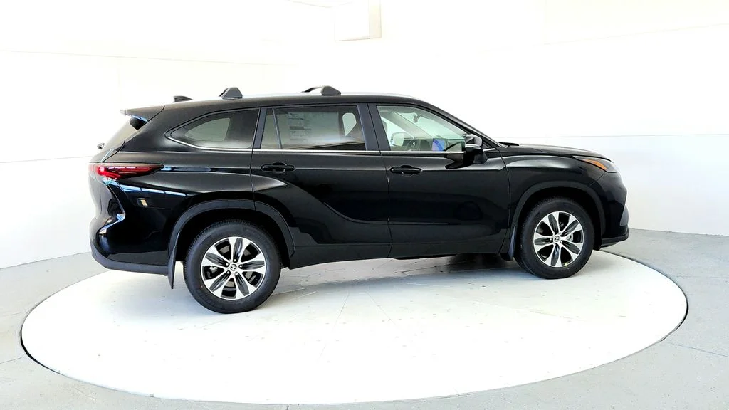 New 2026 Black Toyota XLE image 6