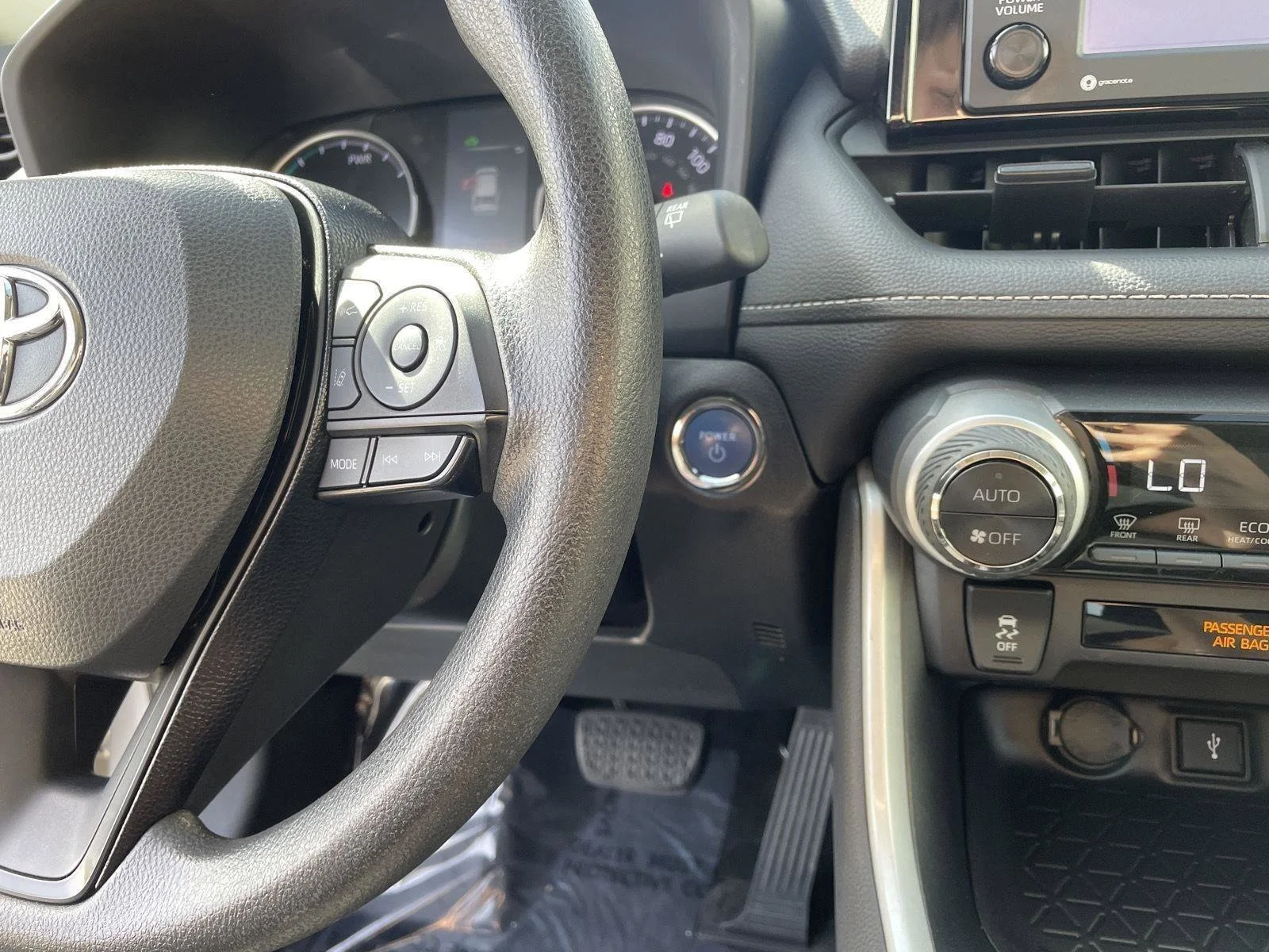 Used 2021 Silver Sky Metallic Toyota Hybrid XLE image 26