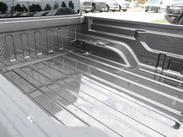 New 2026 Granite Crystal Metallic Clear-Coat Exterior Paint Jeep Rubicon image 12