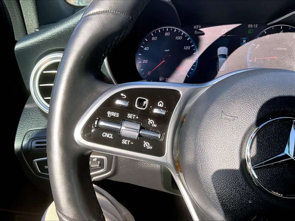Used 2022 Black Mercedes-Benz GLC 300 image 23