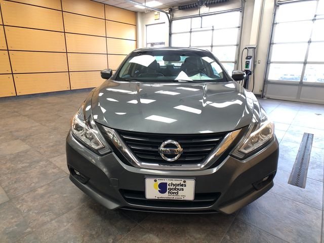 Certified 2018 Nissan Altima SL with VIN 1N4AL3AP4JC179710 for sale in Des Moines, IA
