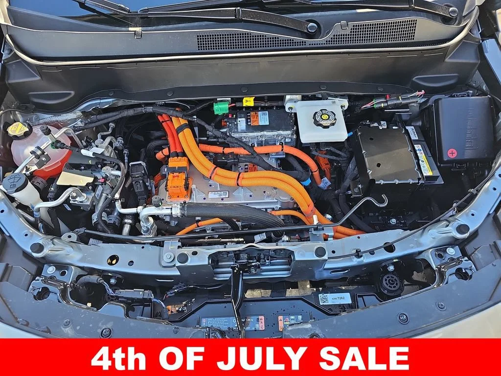 2027 Chevrolet Bolt RS - Photo 31