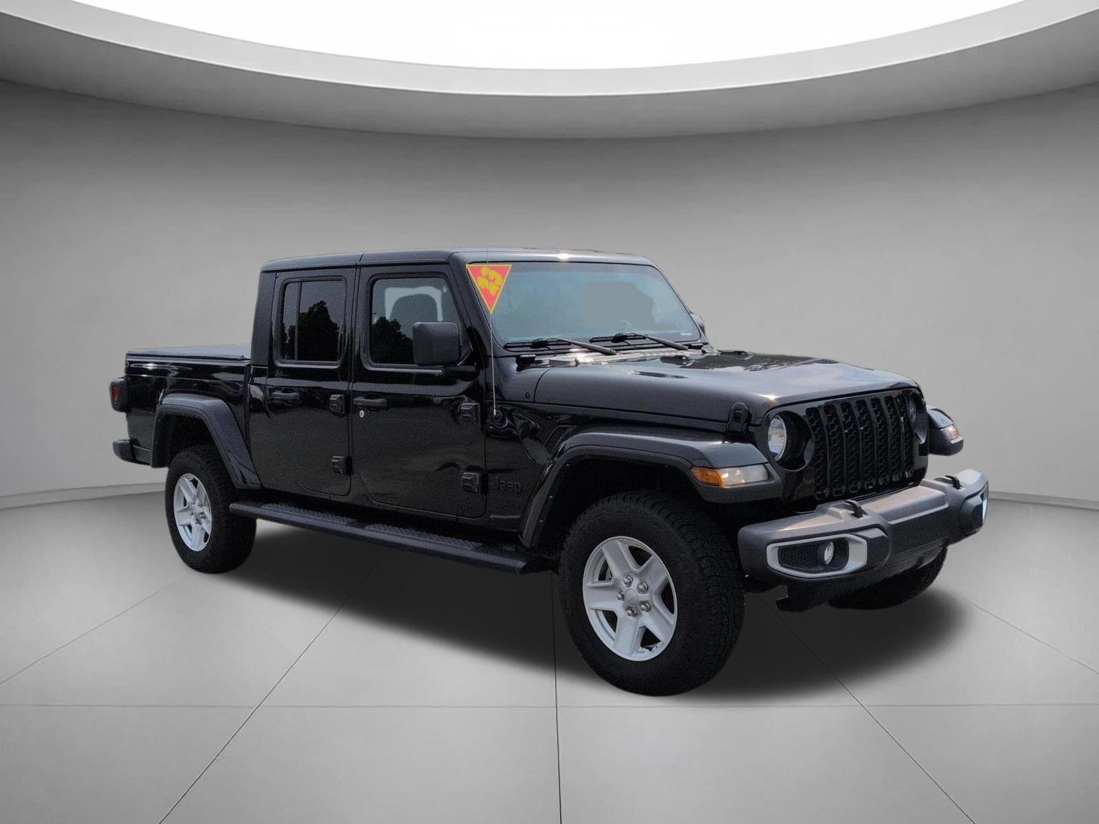 Used 2023 Black Clearcoat Jeep Sport S image 7