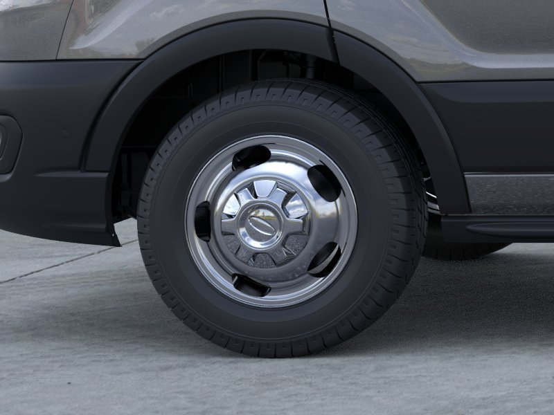New 2026 Carbonized Gray Metallic Ford Cargo Van image 40