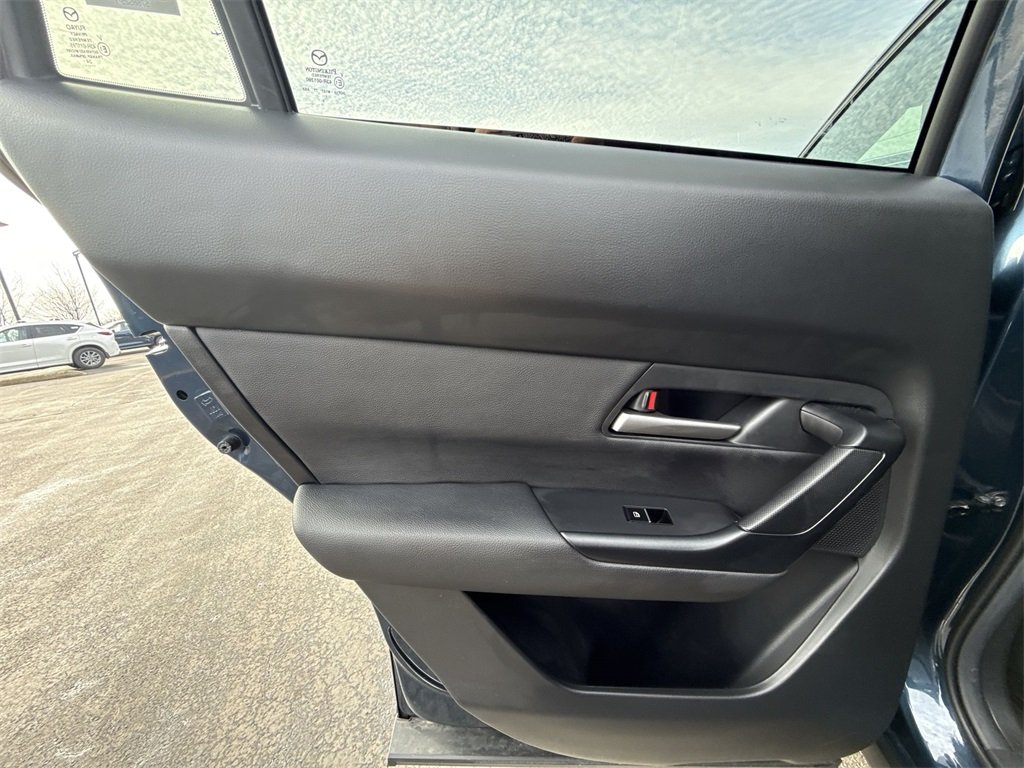 2025 MAZDA CX-50 - Image 22