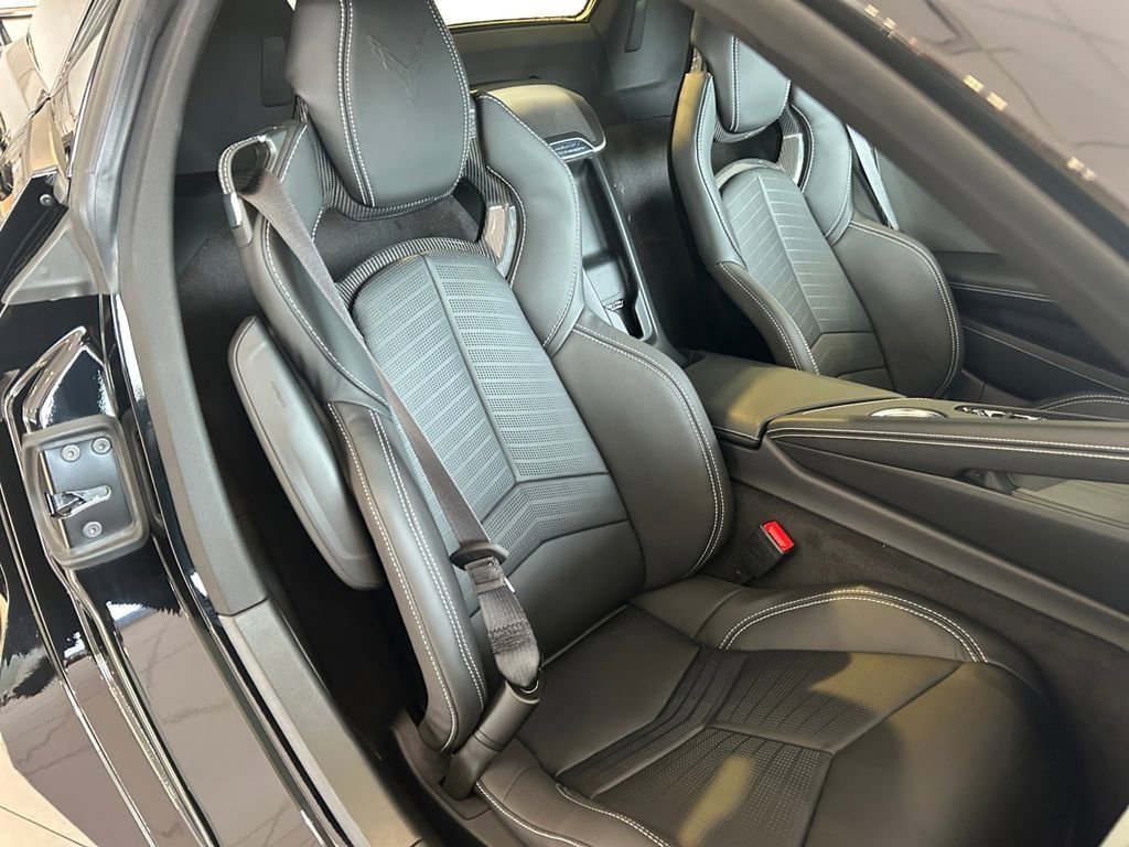 New 2026 Black Chevrolet 2LT image 26