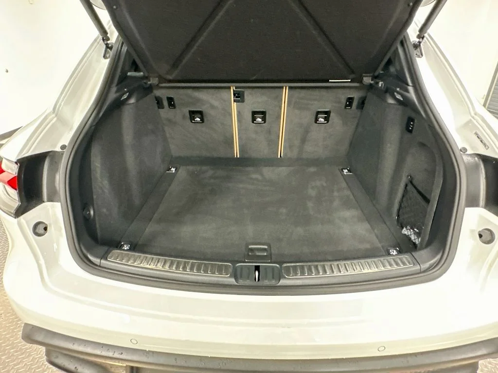 Used 2026  Porsche  image 27