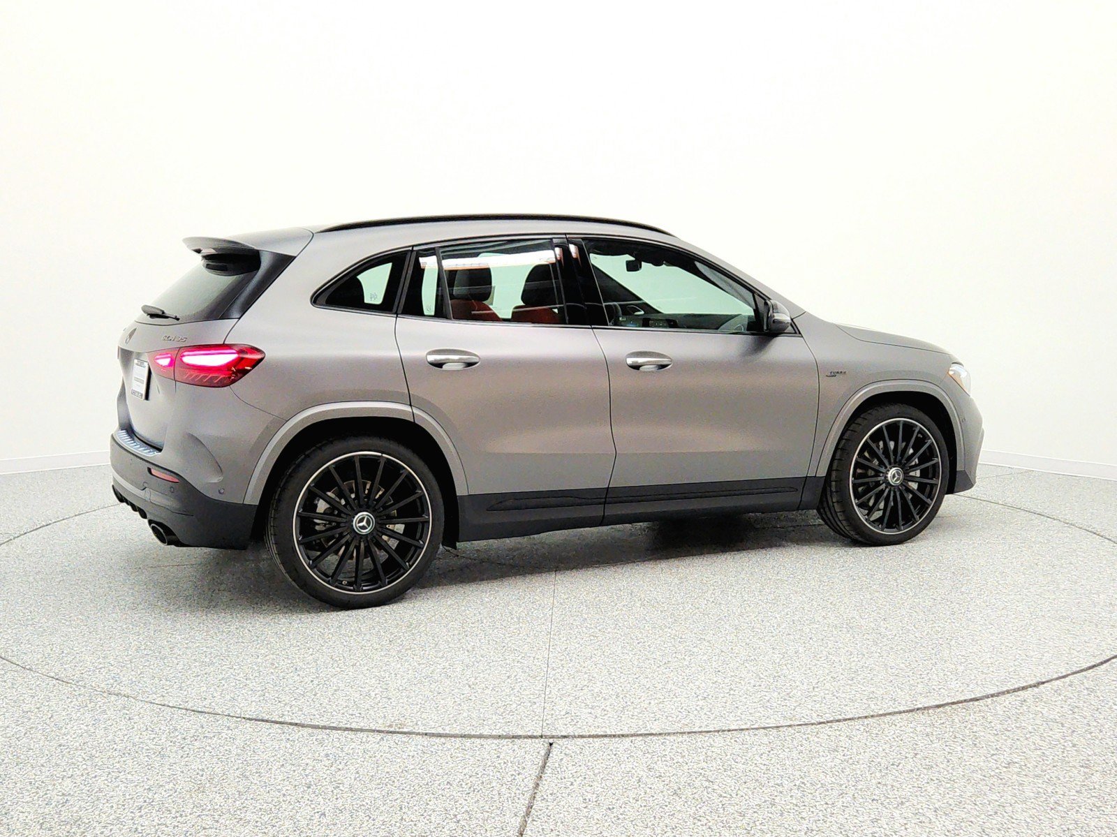 New 2026 MANUFAKTUR Mountain Grey Magno Mercedes-Benz AMG® GLA 35 4MATIC SUV image 26
