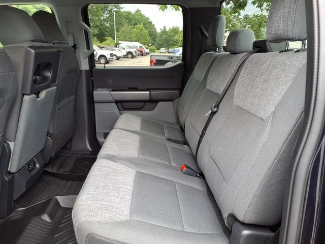 Used 2022 Blue Ford XLT image 16
