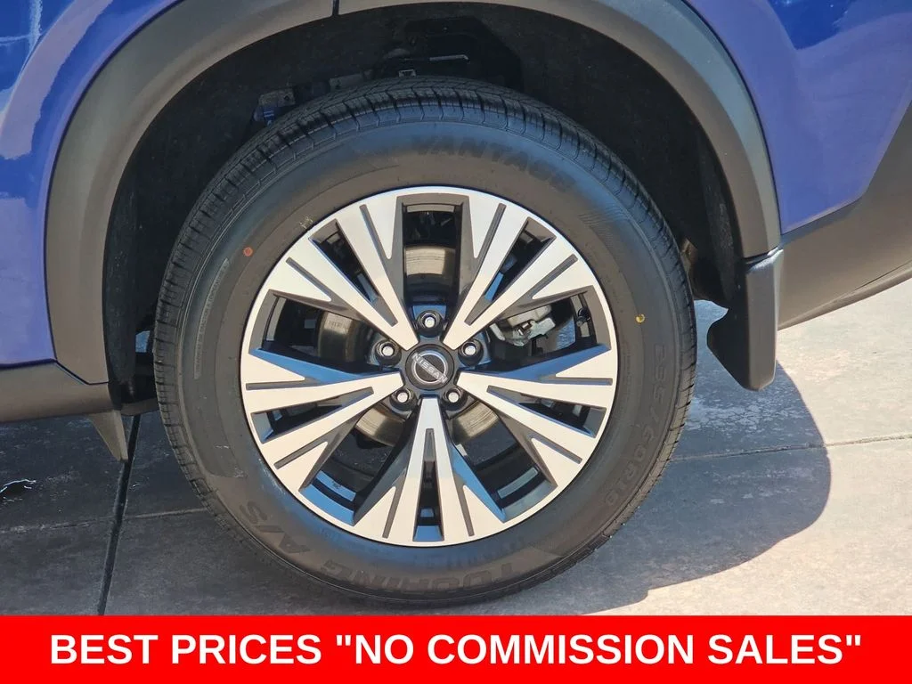 Used 2023 Blue Nissan SV image 35
