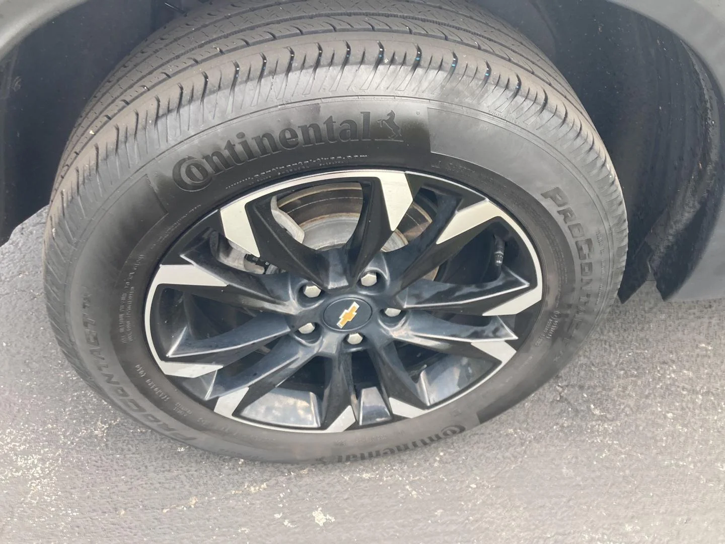 Used 2023 Sterling Gray Metallic Chevrolet LT image 9