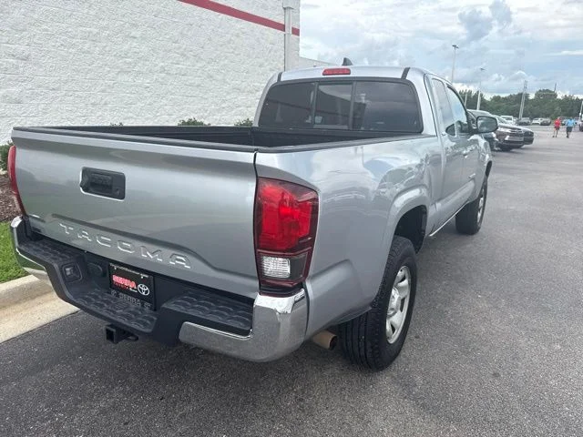 Certified Used 2022 Silver Toyota SR5 image 7