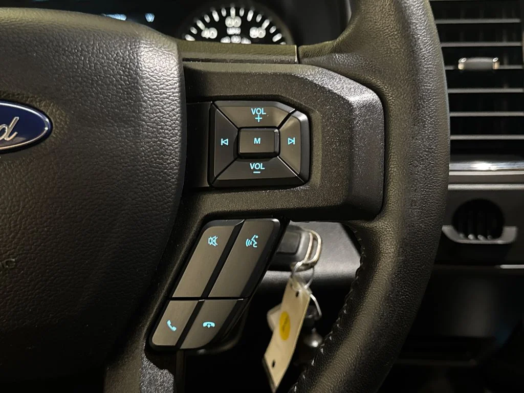 Used 2018 Silver Ford XLT image 22