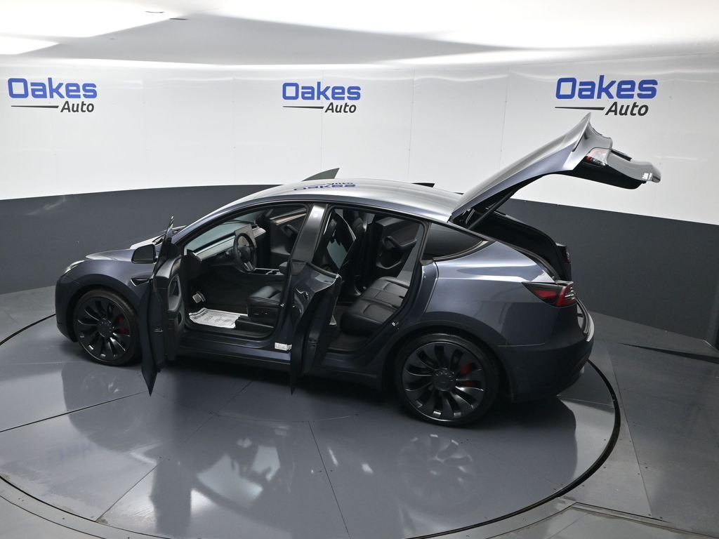 Used 2022 Midnight Silver Metallic Tesla Performance image 55