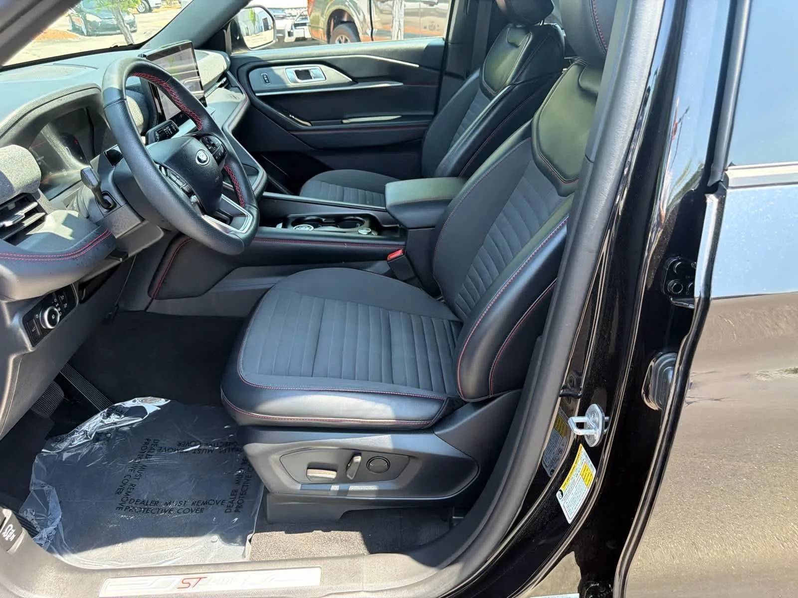 Used 2025 Agate Black Ford ST-Line image 13
