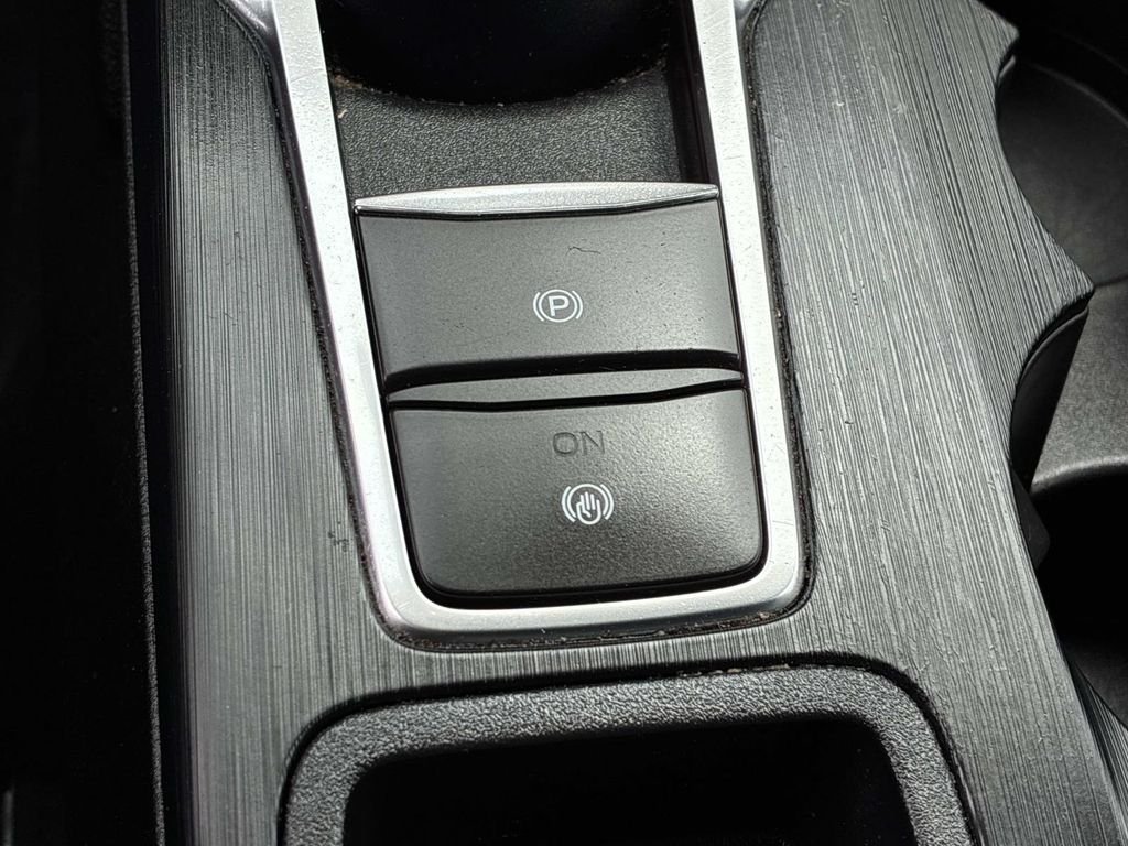 Used 2024 White Ford Platinum image 32