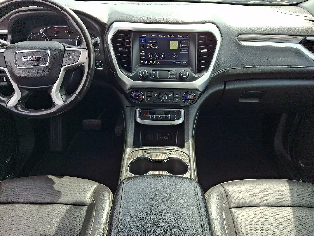 Used 2020 RED QUARTZ TINTCOAT GMC SLT image 16