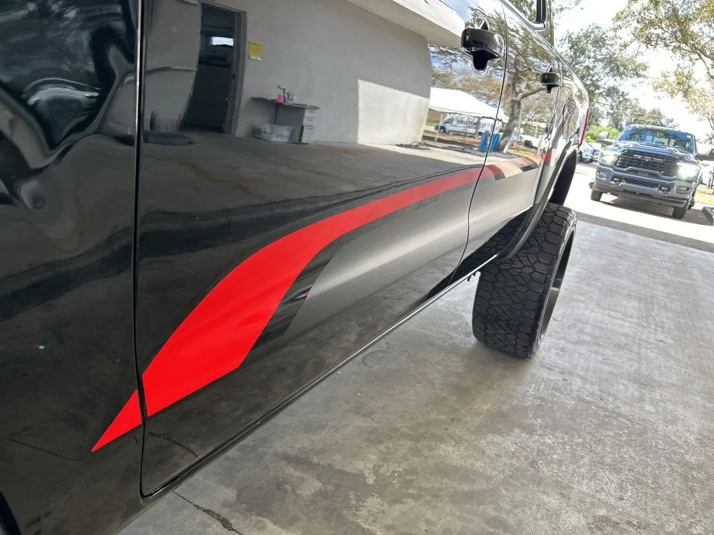 Used 2021 Black Ford XLT image 16