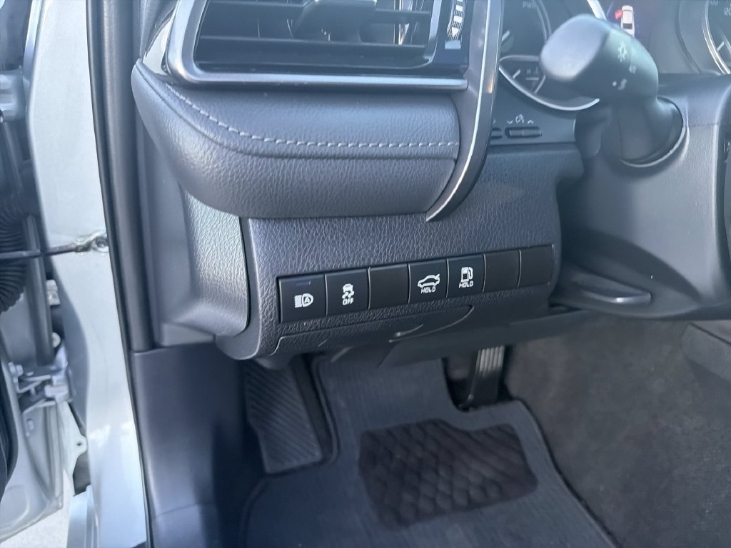 2024 Toyota Camry XLE - Photo 11