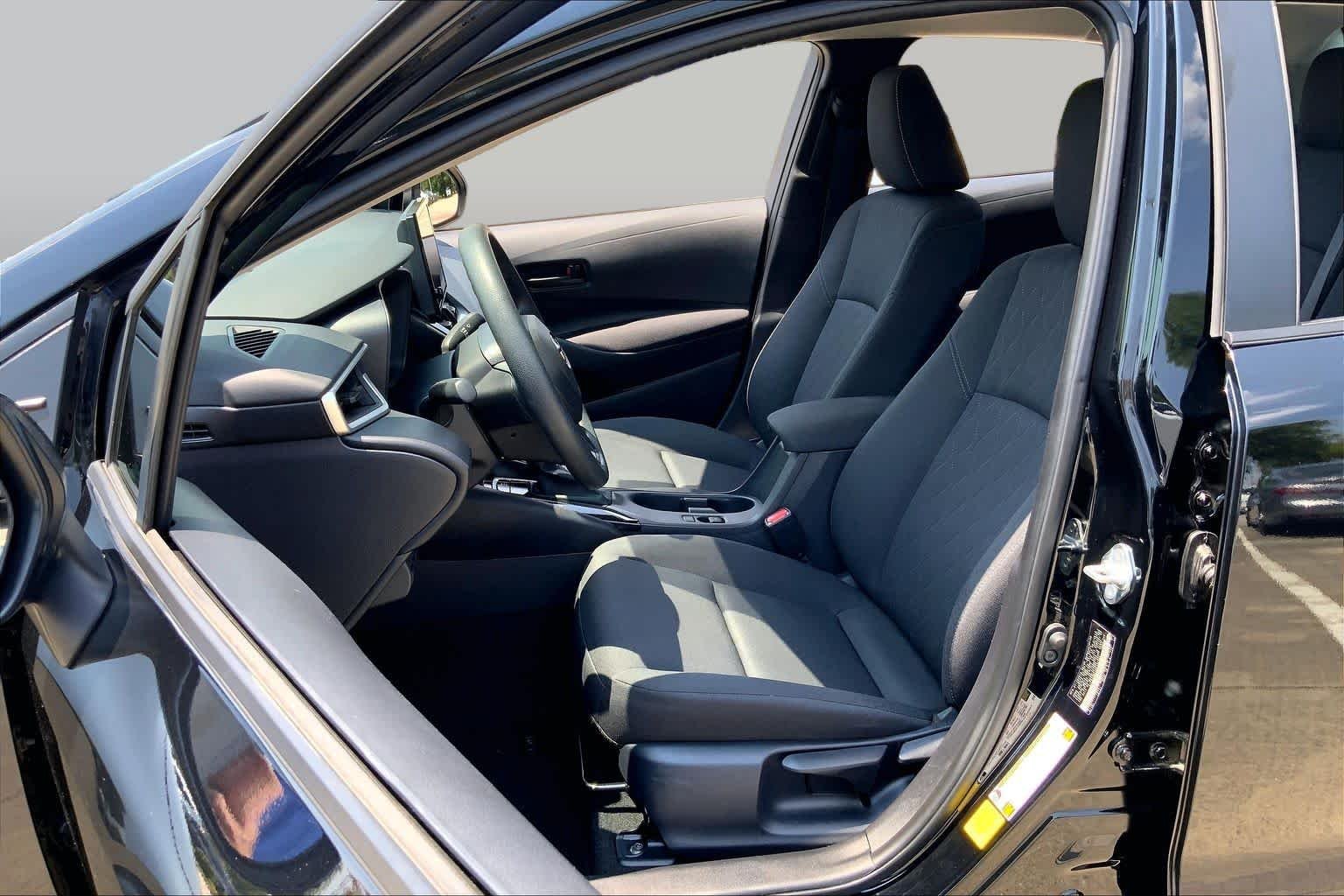 Pre-Owned 2024 Toyota Corolla LE
