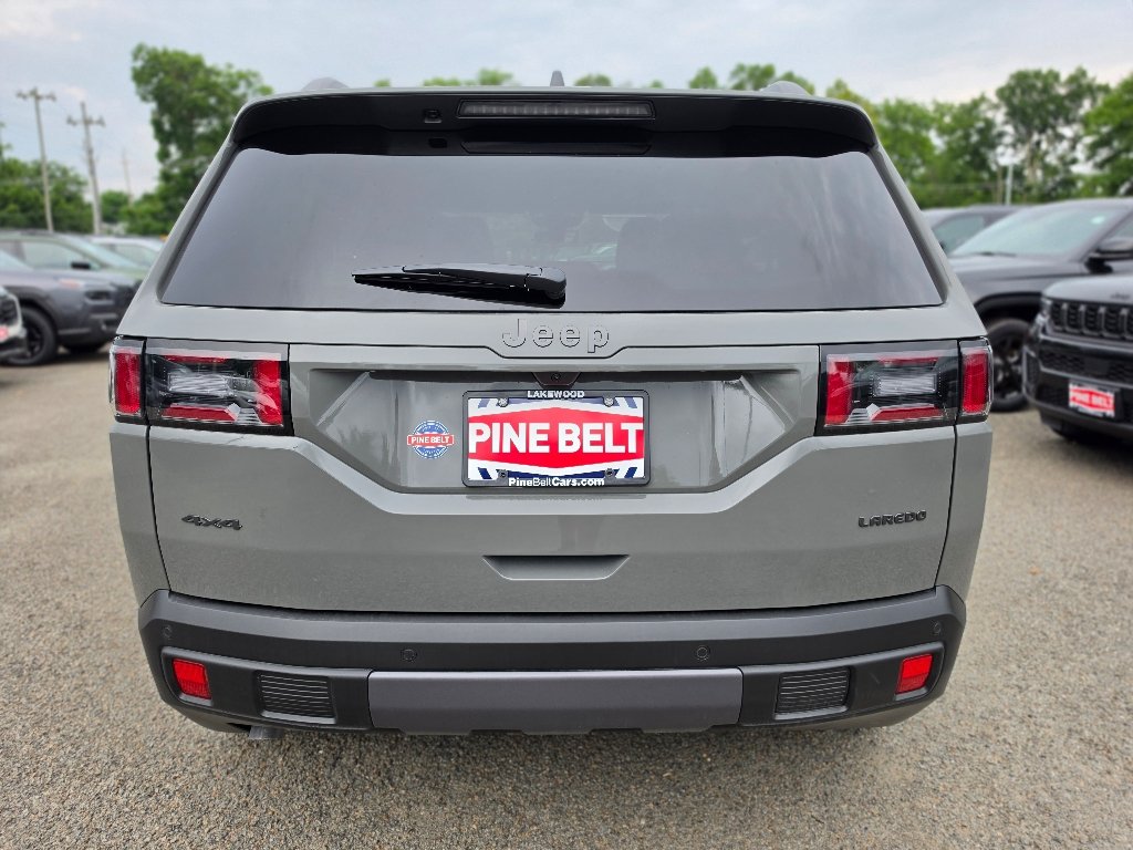 New 2026 Sting-Gray Clear-Coat Exterior Paint Jeep Laredo image 12