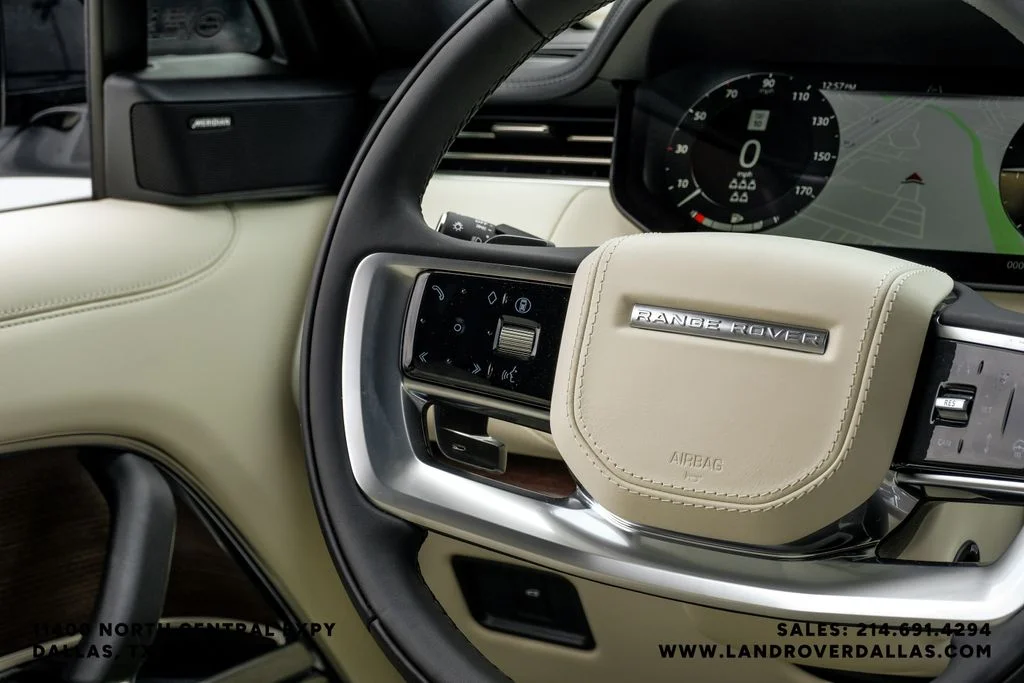 New 2026 Fuji White Land Rover SE image 20