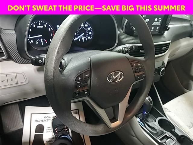 Used 2021 Gray Hyundai SE image 8