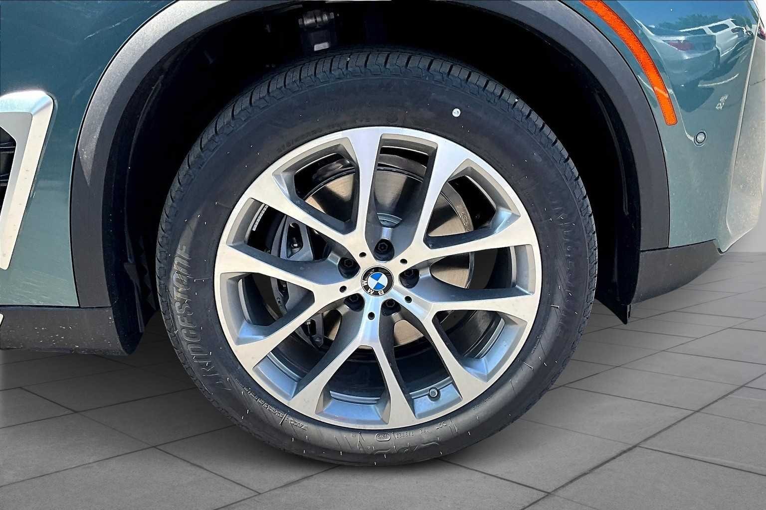 New 2026 Blue Ridge Mountain Metallic BMW xDrive40i image 11