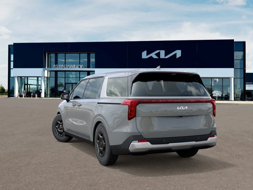 New 2027 Ceramic Silver Kia LXS image 4