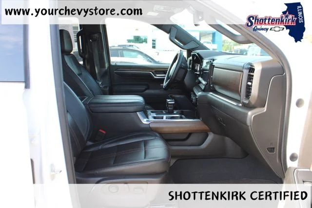 Used 2023 Beige Chevrolet High Country image 21