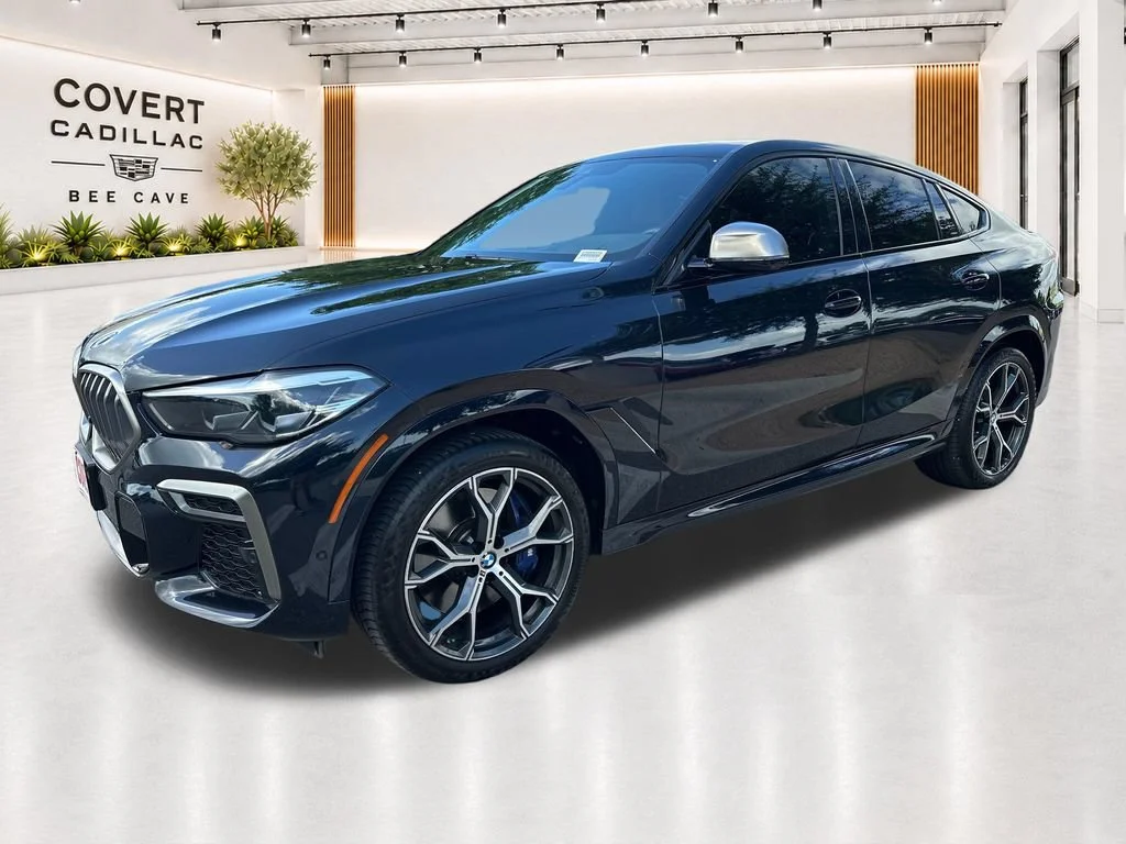 Used 2022  BMW M50i image 4
