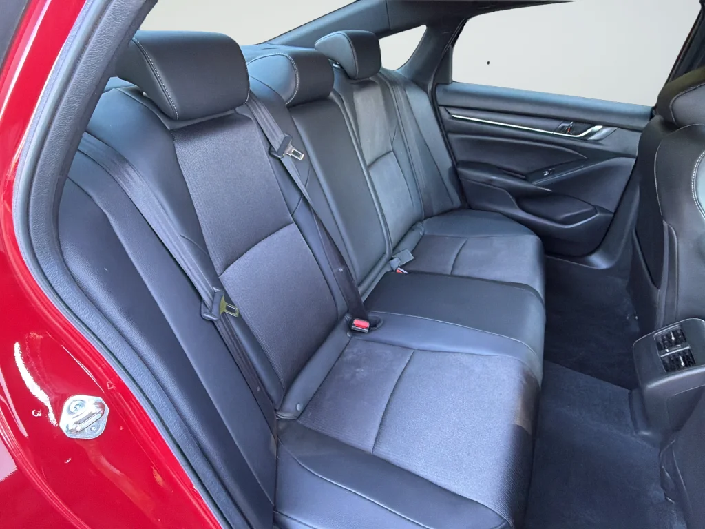 Used 2020  Honda Sport 2.0T image 30