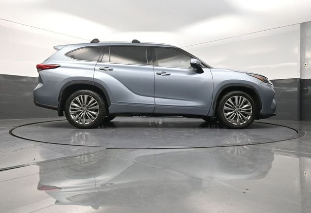 Used 2021 Blue Toyota Platinum image 38