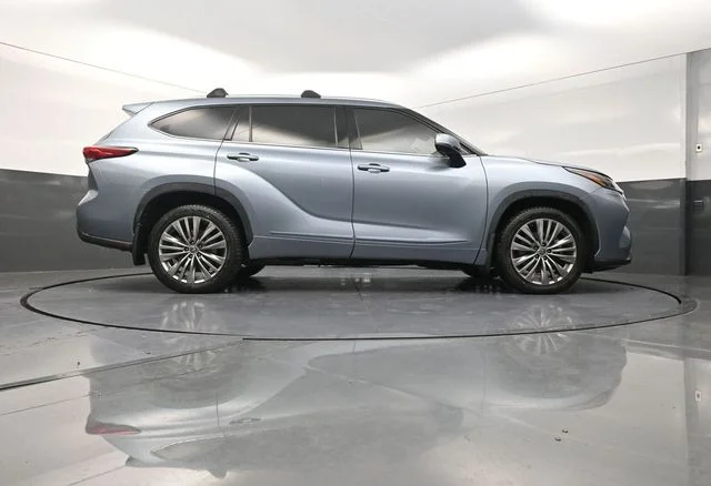 Used 2021 Blue Toyota Platinum image 38