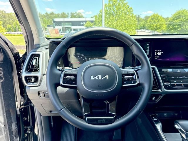 Used 2023 Black Kia EX image 14
