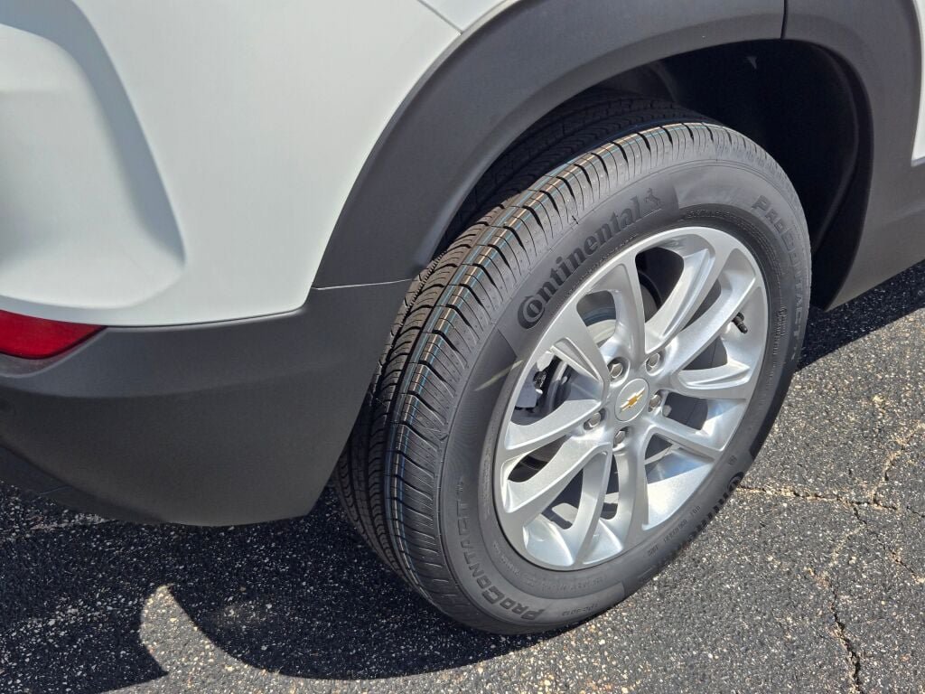 2026 Chevrolet Trailblazer LS - Photo 9