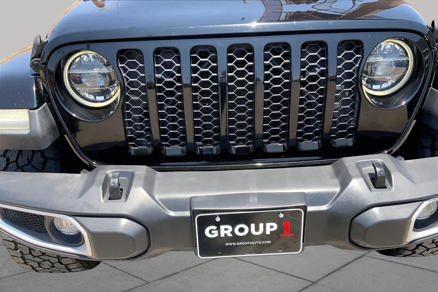Used 2022 Black Clearcoat Jeep Texas Trail image 28
