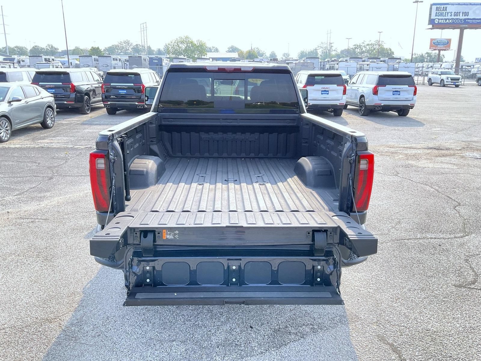 2024 GMC Sierra 2500HD Denali - Photo 21