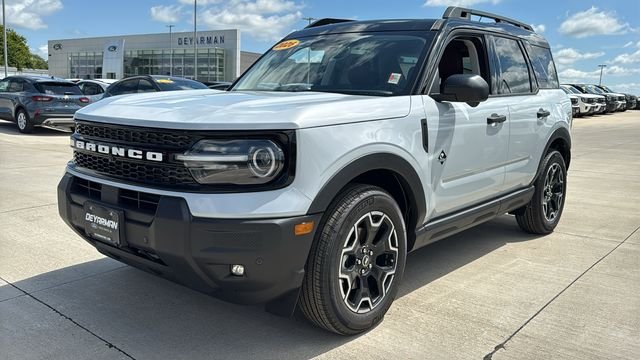 New 2026 Space White Metallic Ford Outer Banks® image 5