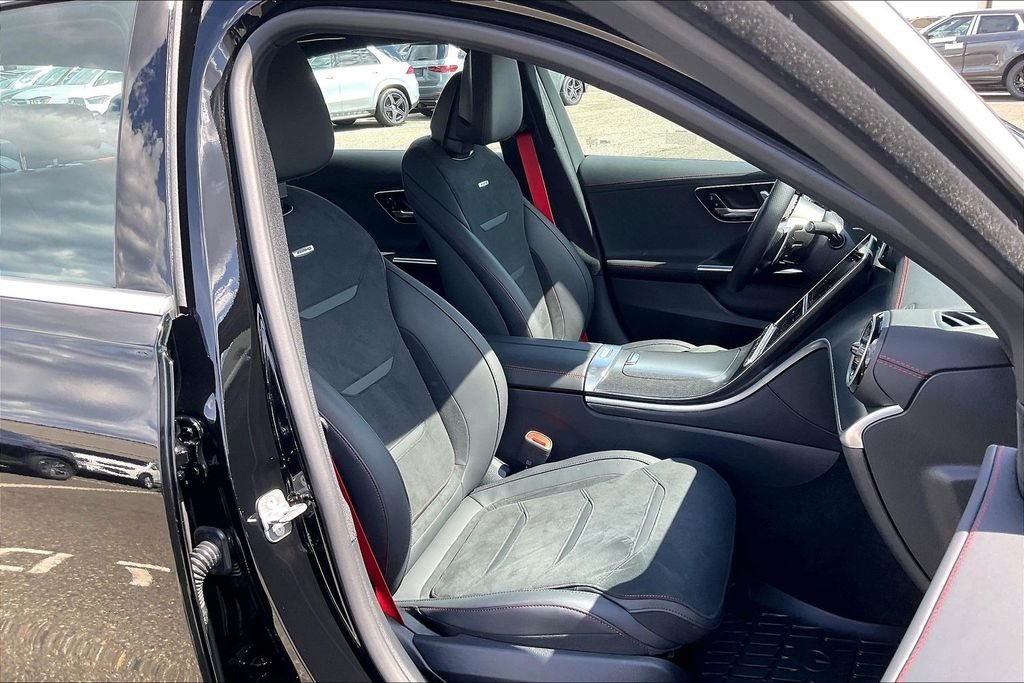 2026 Mercedes-Benz C-Class Sedan AMG C43 - Photo 7