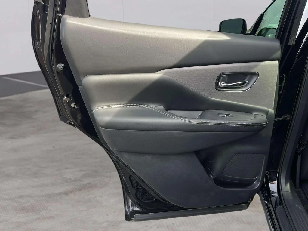 Used 2021 Magnetic Black Pearl Nissan SL image 25