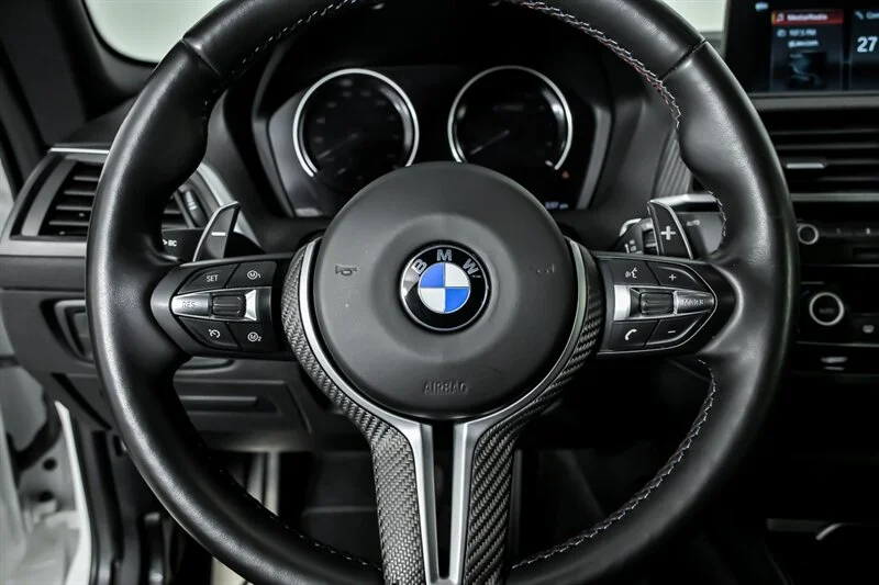Used 2019 Alpine White BMW Competition image 27