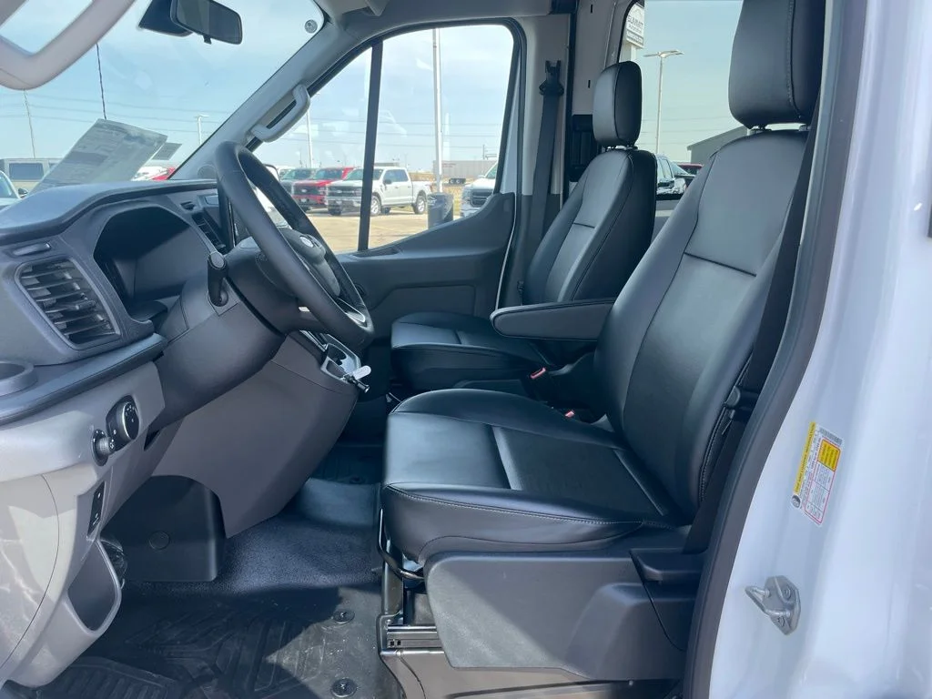New 2026 Oxford White Ford Cargo Van image 7