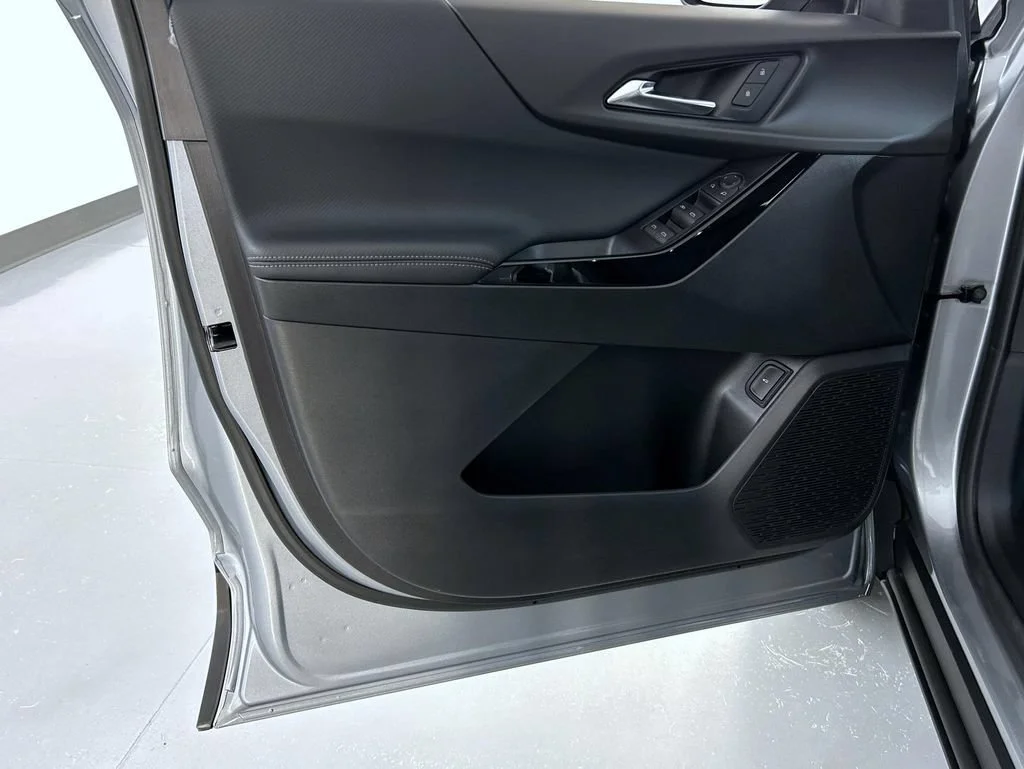 New 2027 Sterling Gray Metallic Chevrolet LT image 9