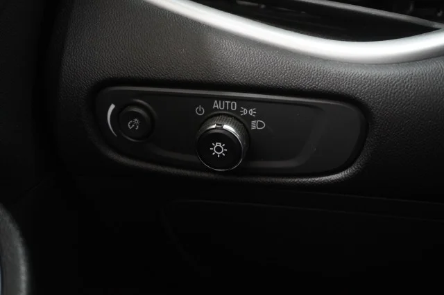 Used 2024 Summit White Chevrolet RS image 26