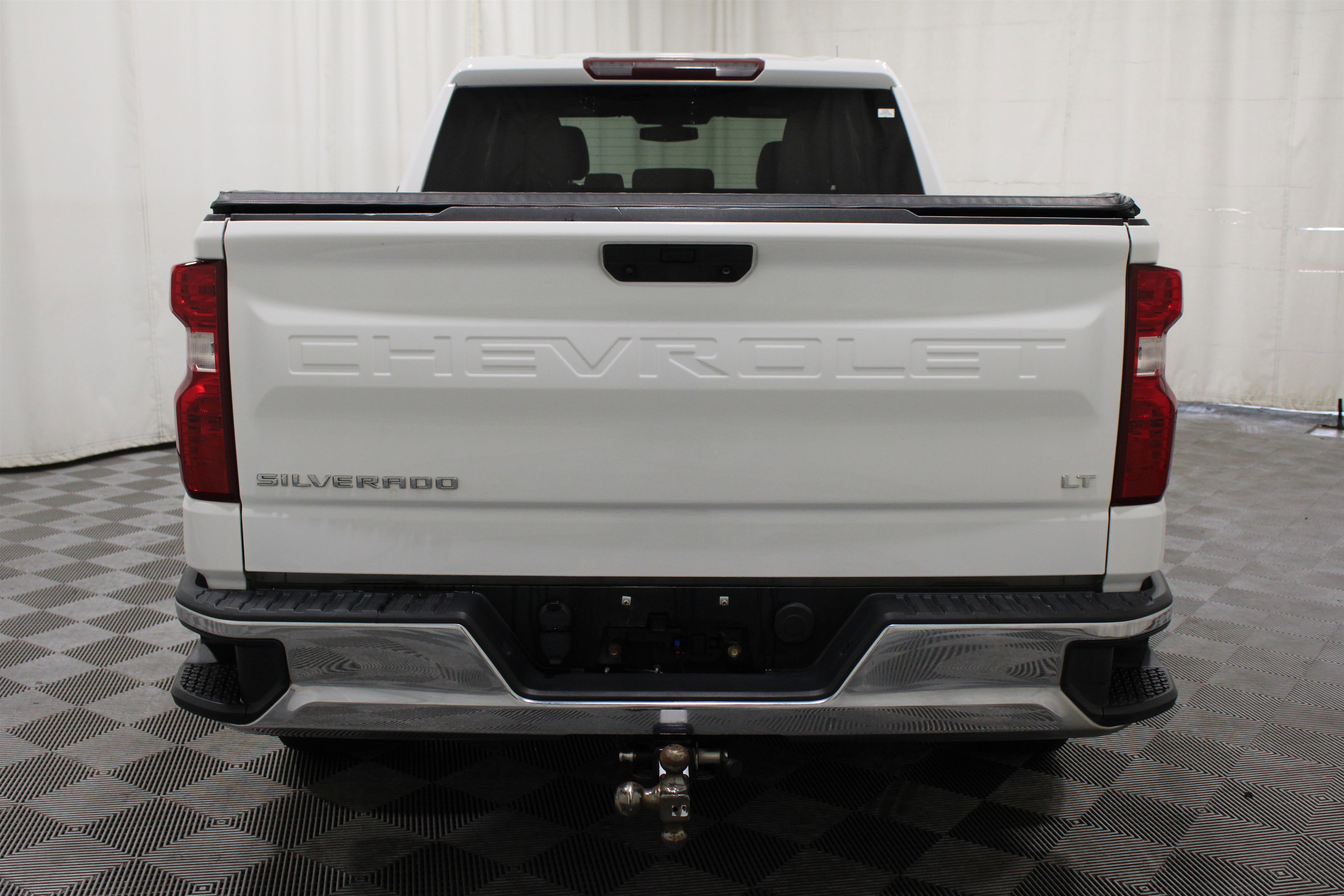 Used 2020 Summit White Chevrolet LT image 30