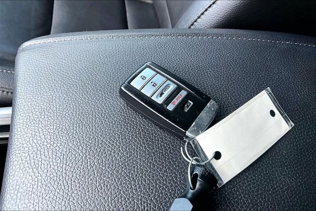 Used 2018 White Acura 3.5L image 10