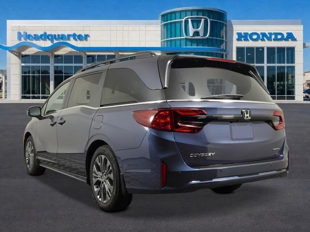New 2026 Smoke Blue Pearl Honda Touring image 5